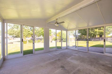 137 Valley Forge Circle Elyria OH 44035