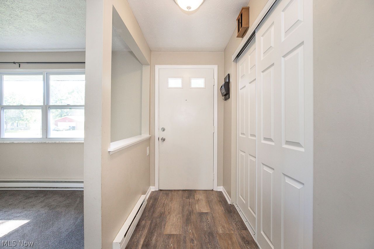 137 Valley Forge Circle Elyria OH 44035
