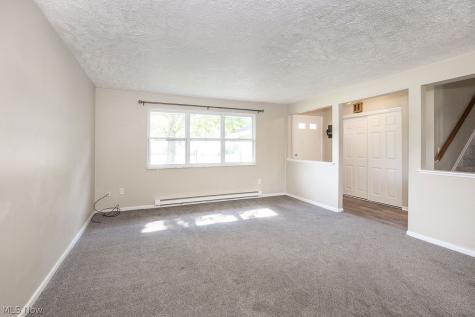 137 Valley Forge Circle Elyria OH 44035