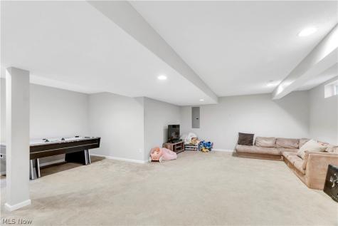 3147 Fairview Drive Avon OH 44011