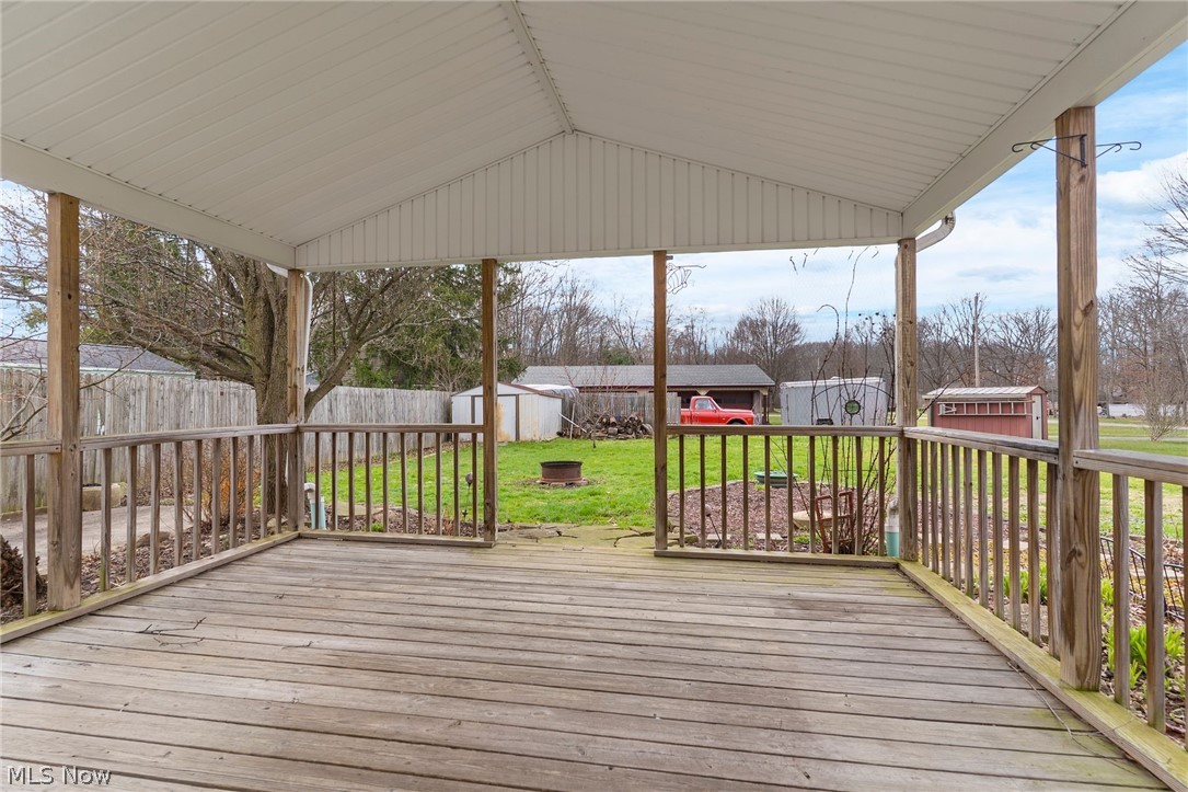 3267 Bell Wick Road Hubbard OH 44425
