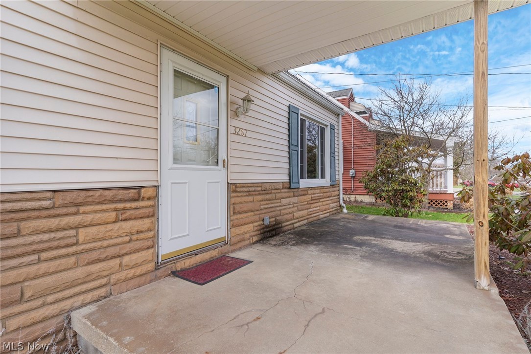 3267 Bell Wick Road Hubbard OH 44425