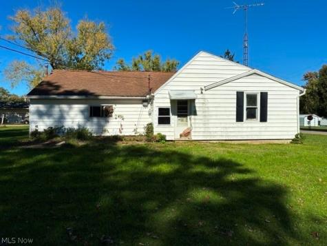 607 W Florida Avenue Sebring OH 44672