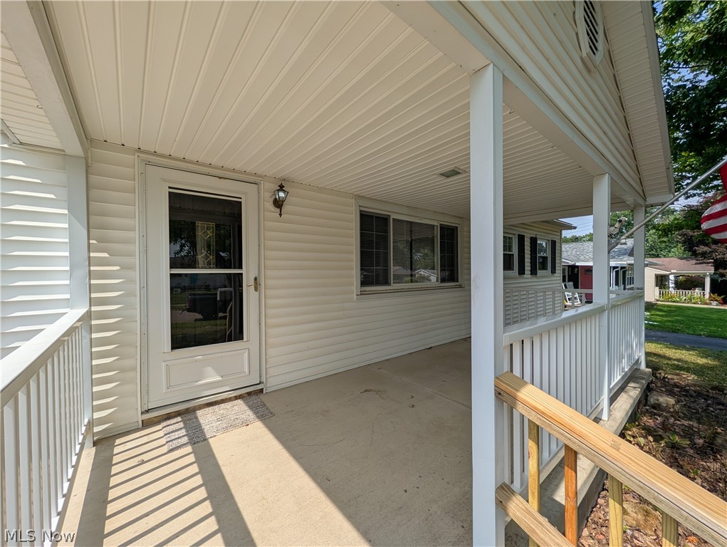 682 Burdie Drive Hubbard OH 44425