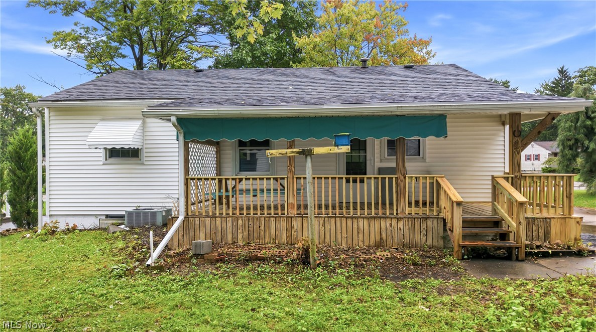 682 Burdie Drive Hubbard OH 44425