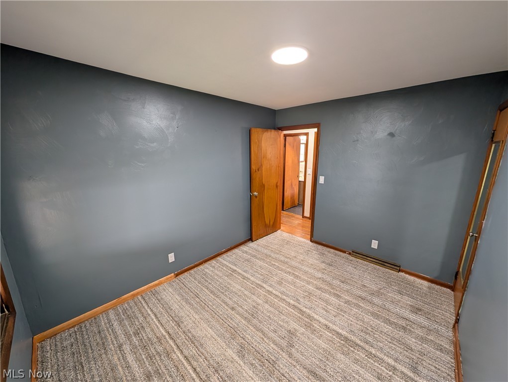 682 Burdie Drive Hubbard OH 44425