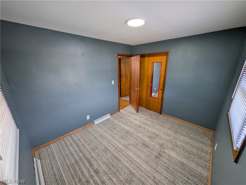 682 Burdie Drive Hubbard OH 44425