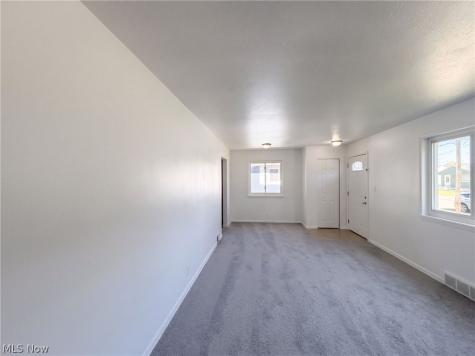 6076 Robert Drive Brook Park OH 44142