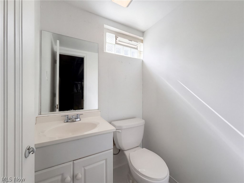 6076 Robert Drive Brook Park OH 44142