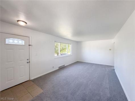 6076 Robert Drive Brook Park OH 44142