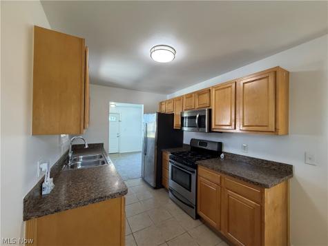 6076 Robert Drive Brook Park OH 44142