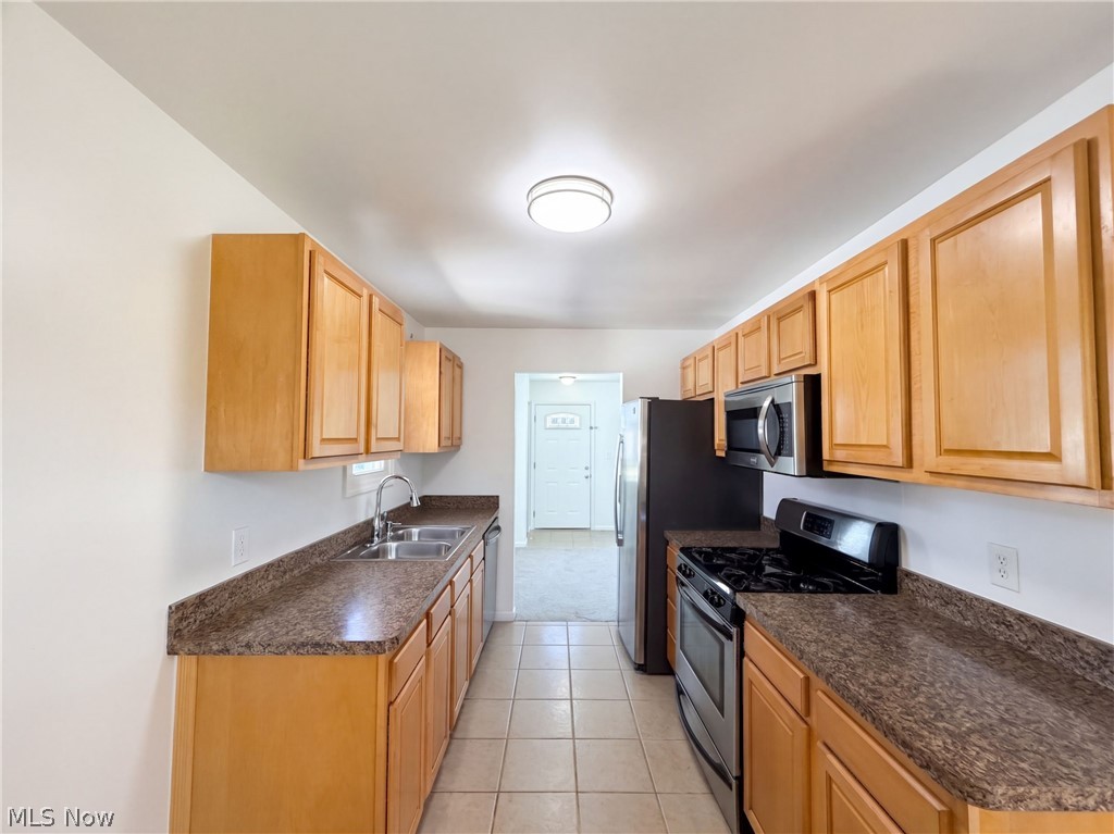 6076 Robert Drive Brook Park OH 44142
