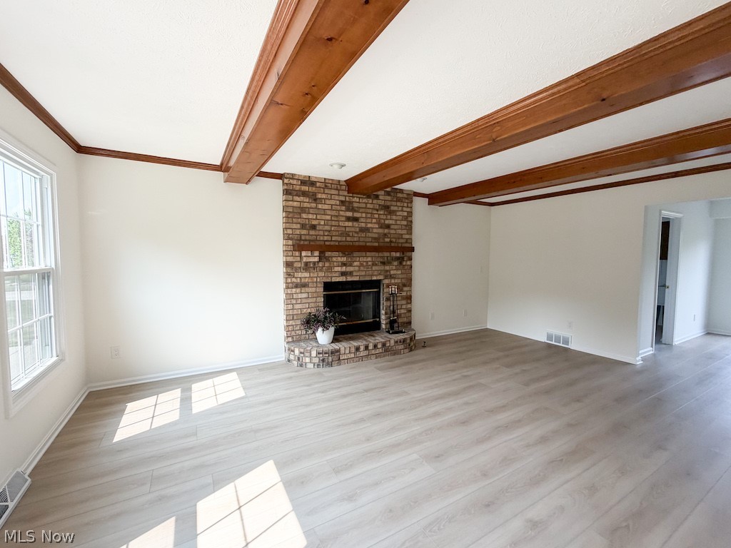 73 Lakecrest Boulevard Hinckley OH 44233