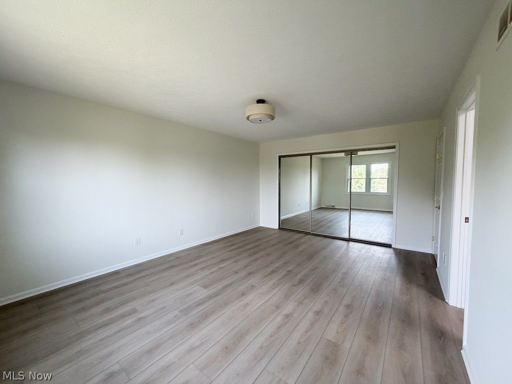 73 Lakecrest Boulevard Hinckley OH 44233