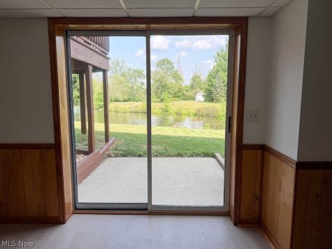 73 Lakecrest Boulevard Hinckley OH 44233