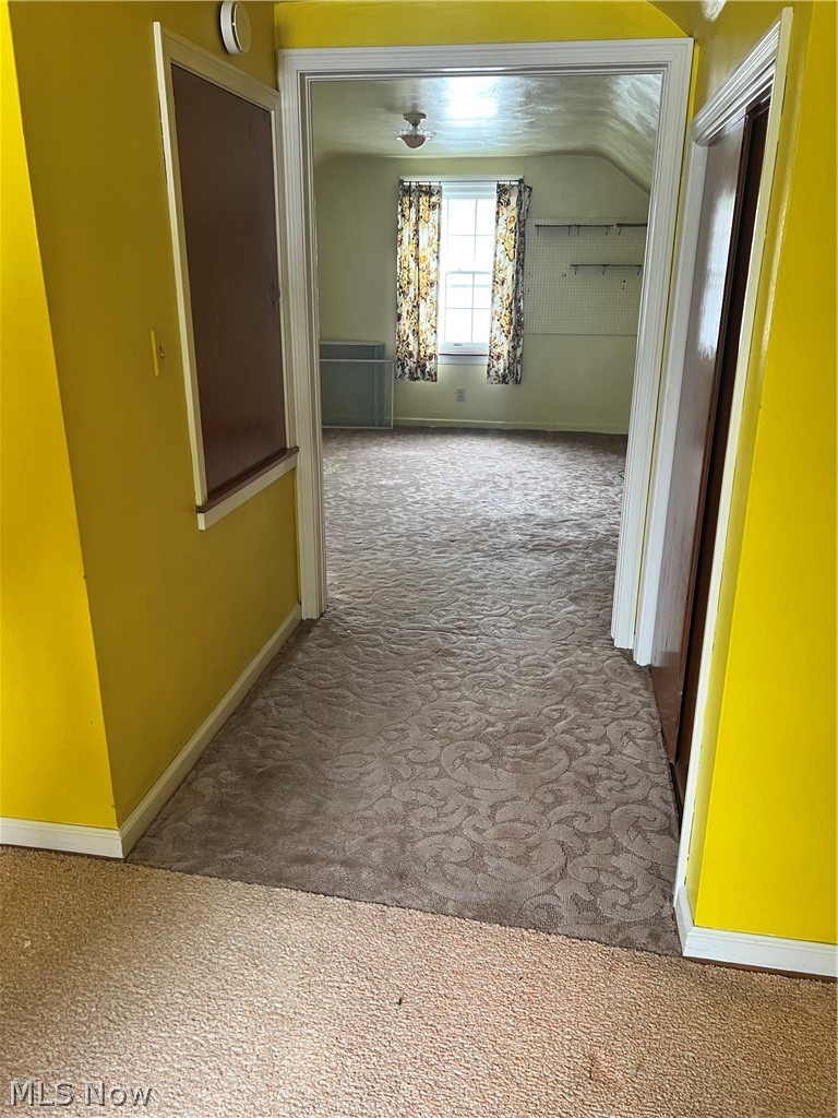 416 Joan Avenue Girard OH 44420