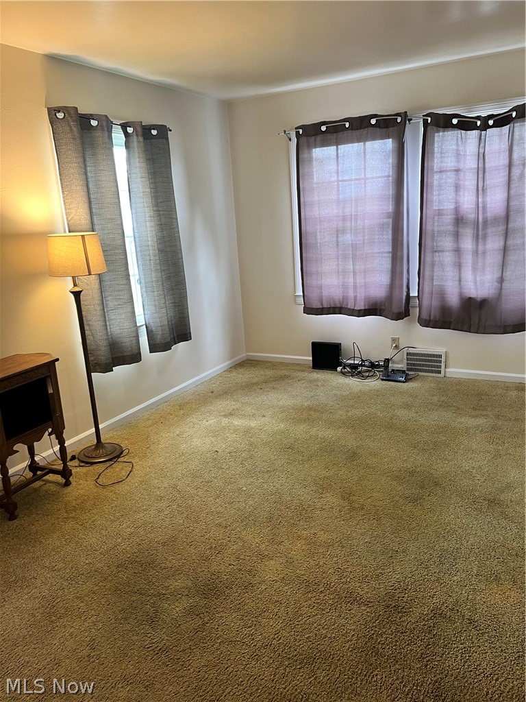 416 Joan Avenue Girard OH 44420