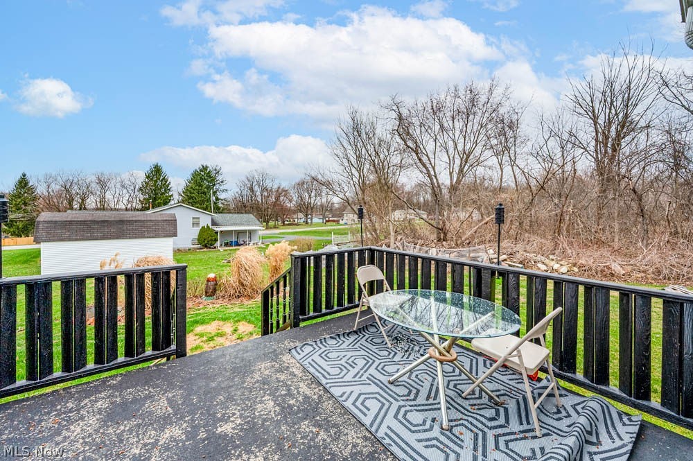 1414 Overlook Avenue Lowellville OH 44436