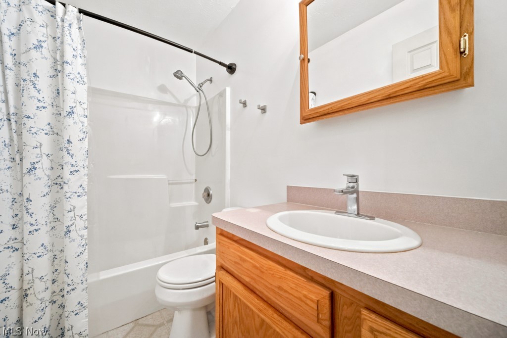 1115 Bryce Avenue Aurora OH 44202