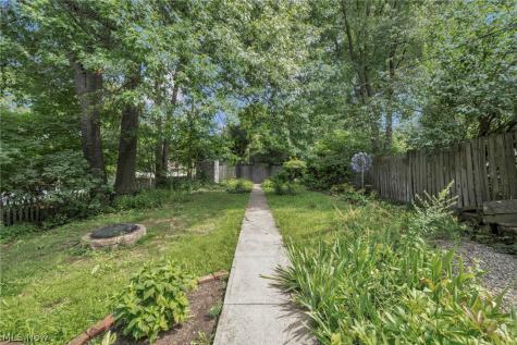2205 Grandview Avenue Cleveland Heights OH 44106