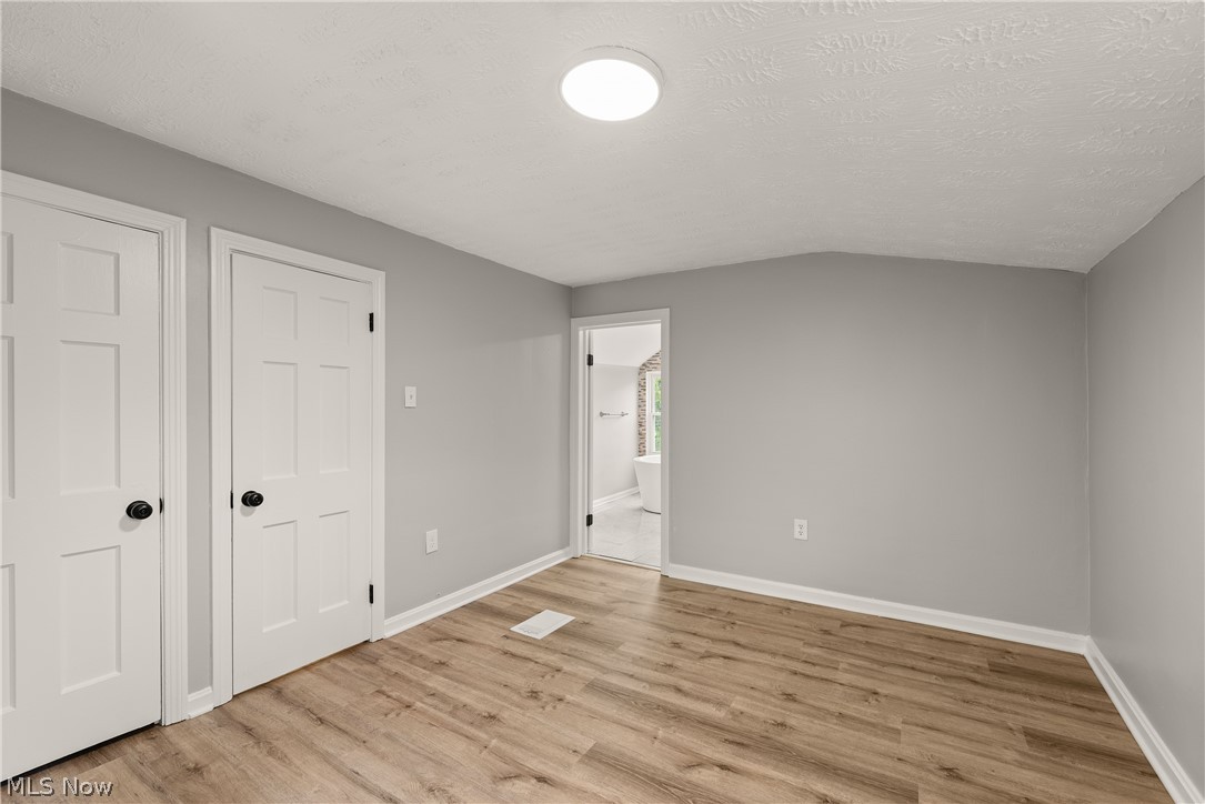 7623 Macedonia Road Oakwood OH 44146