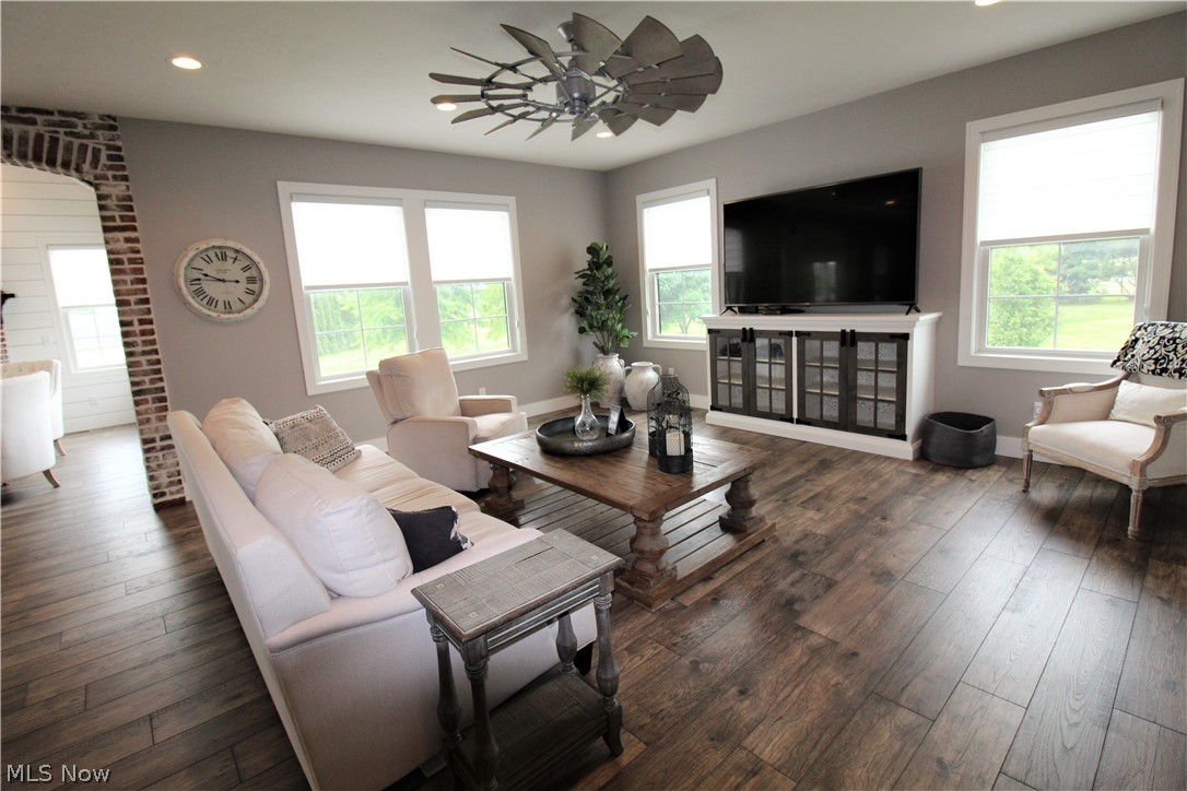 2374 Deer Creek Circle Orrville OH 44667