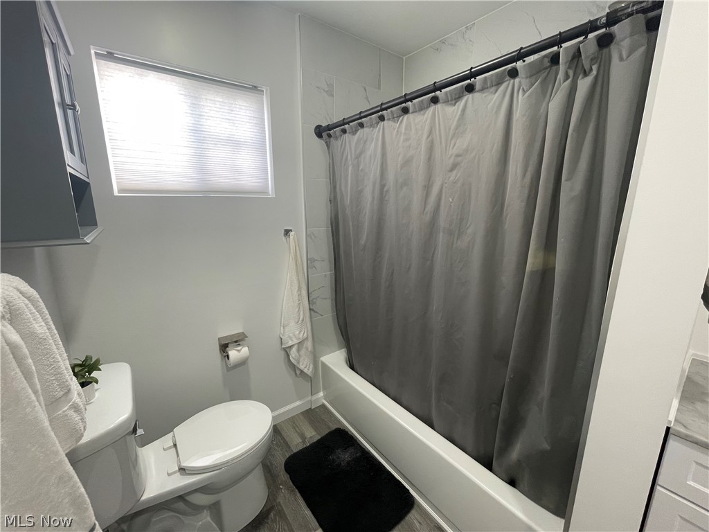 7915 Snow Road Parma OH 44129