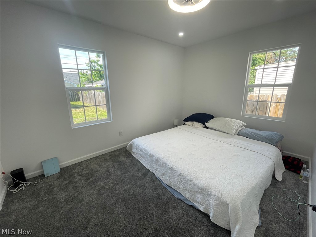 7915 Snow Road Parma OH 44129
