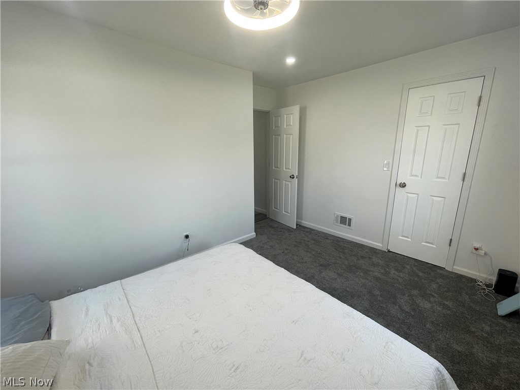 7915 Snow Road Parma OH 44129