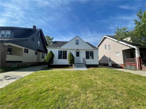 7915 Snow Road Parma OH 44129