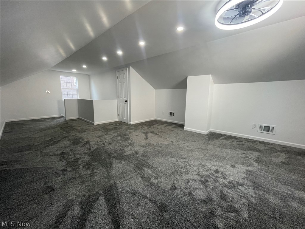 7915 Snow Road Parma OH 44129