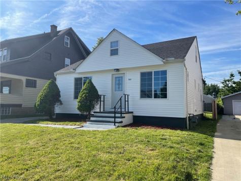 7915 Snow Road Parma OH 44129