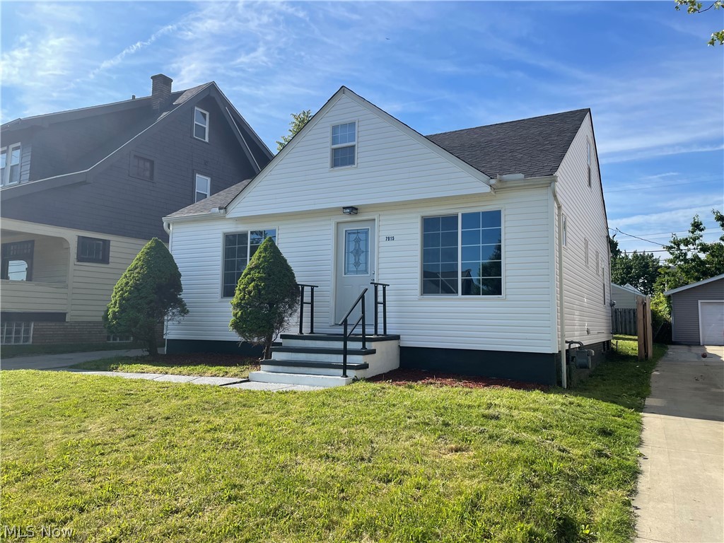 7915 Snow Road Parma OH 44129
