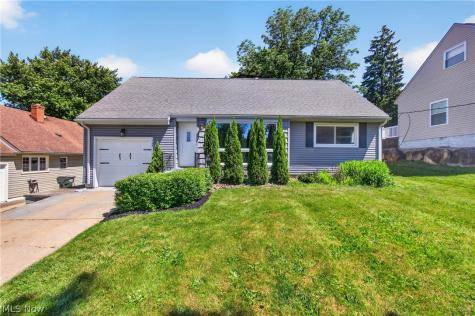 153 Far View Drive SW North Canton OH 44720