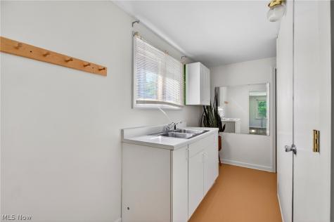 153 Far View Drive SW North Canton OH 44720