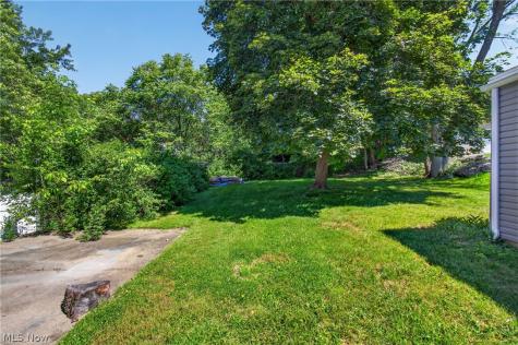 153 Far View Drive SW North Canton OH 44720