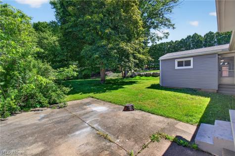 153 Far View Drive SW North Canton OH 44720