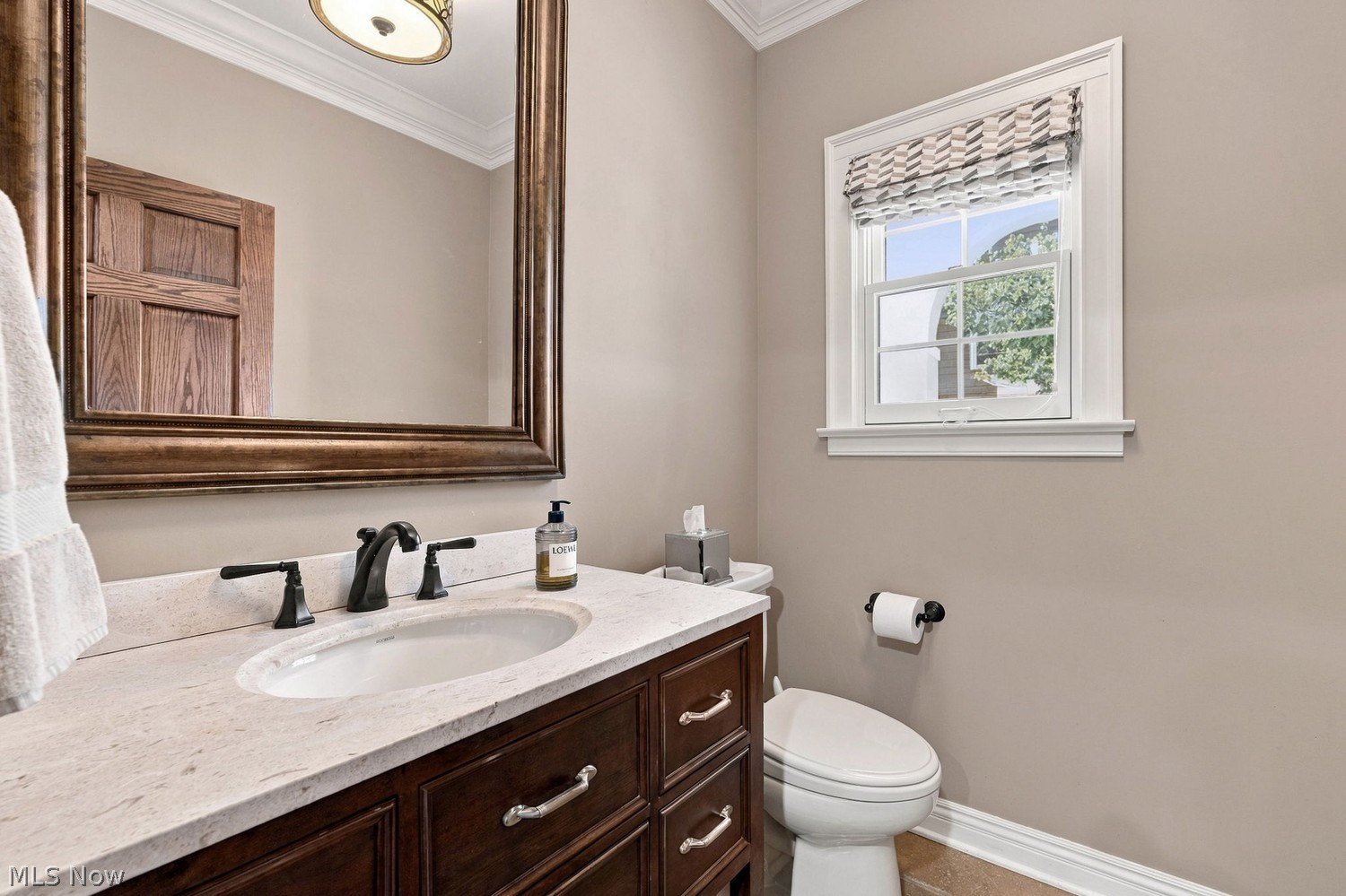 2867 Torrington Road Shaker Heights OH 44122