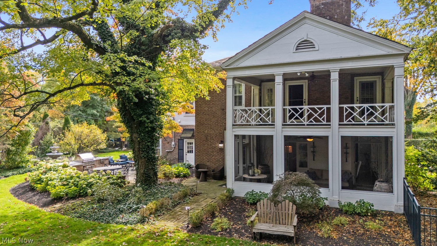 2867 Torrington Road Shaker Heights OH 44122