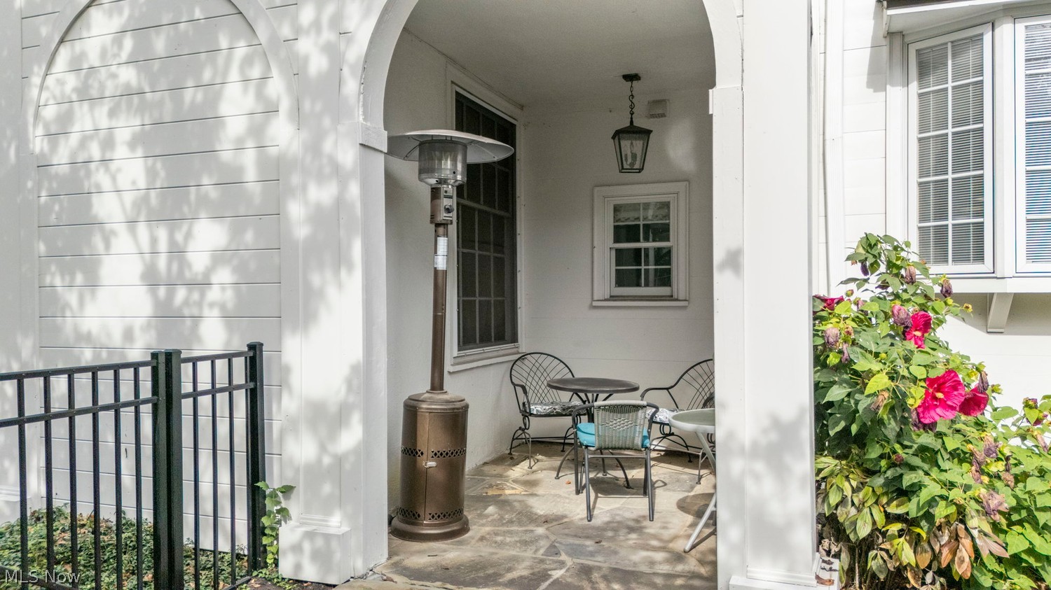 2867 Torrington Road Shaker Heights OH 44122