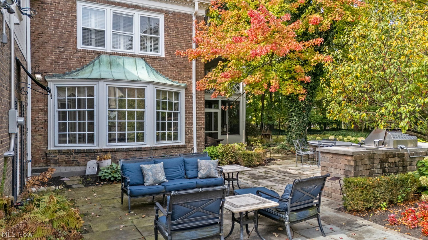 2867 Torrington Road Shaker Heights OH 44122