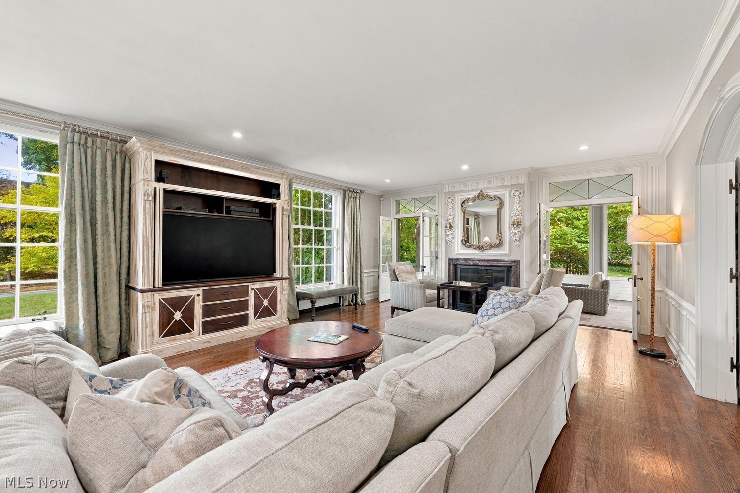 2867 Torrington Road Shaker Heights OH 44122