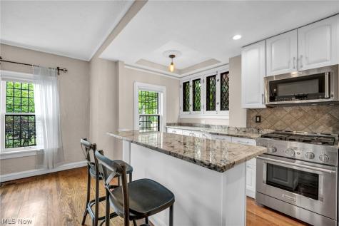 2717 Derbyshire Road Cleveland Heights OH 44106