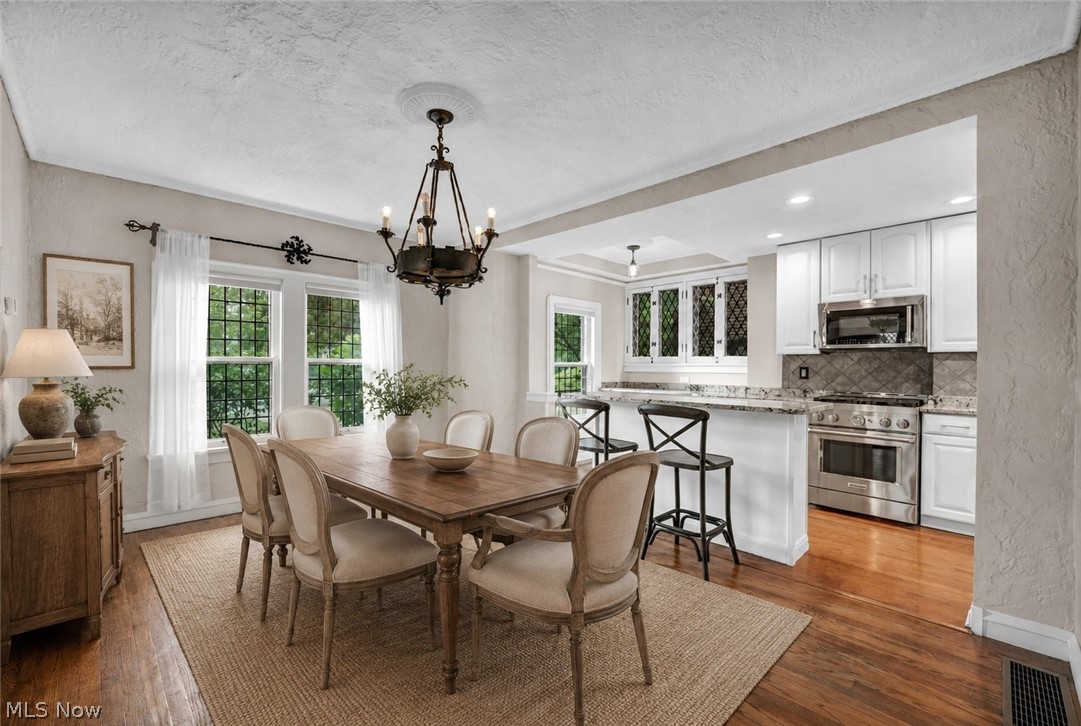 2717 Derbyshire Road Cleveland Heights OH 44106