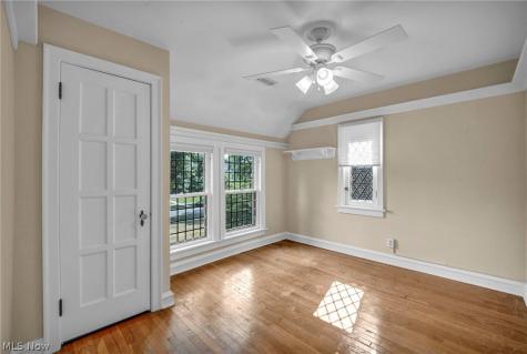 2717 Derbyshire Road Cleveland Heights OH 44106