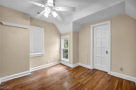2717 Derbyshire Road Cleveland Heights OH 44106