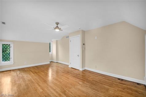 2717 Derbyshire Road Cleveland Heights OH 44106