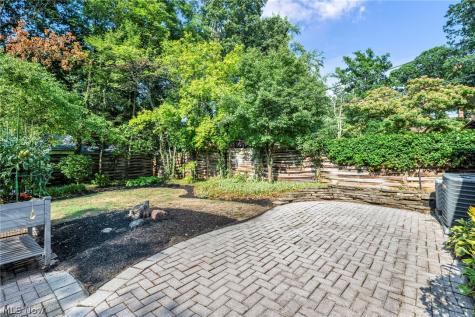 2717 Derbyshire Road Cleveland Heights OH 44106