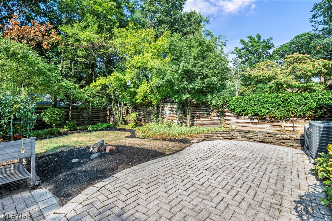 2717 Derbyshire Road Cleveland Heights OH 44106