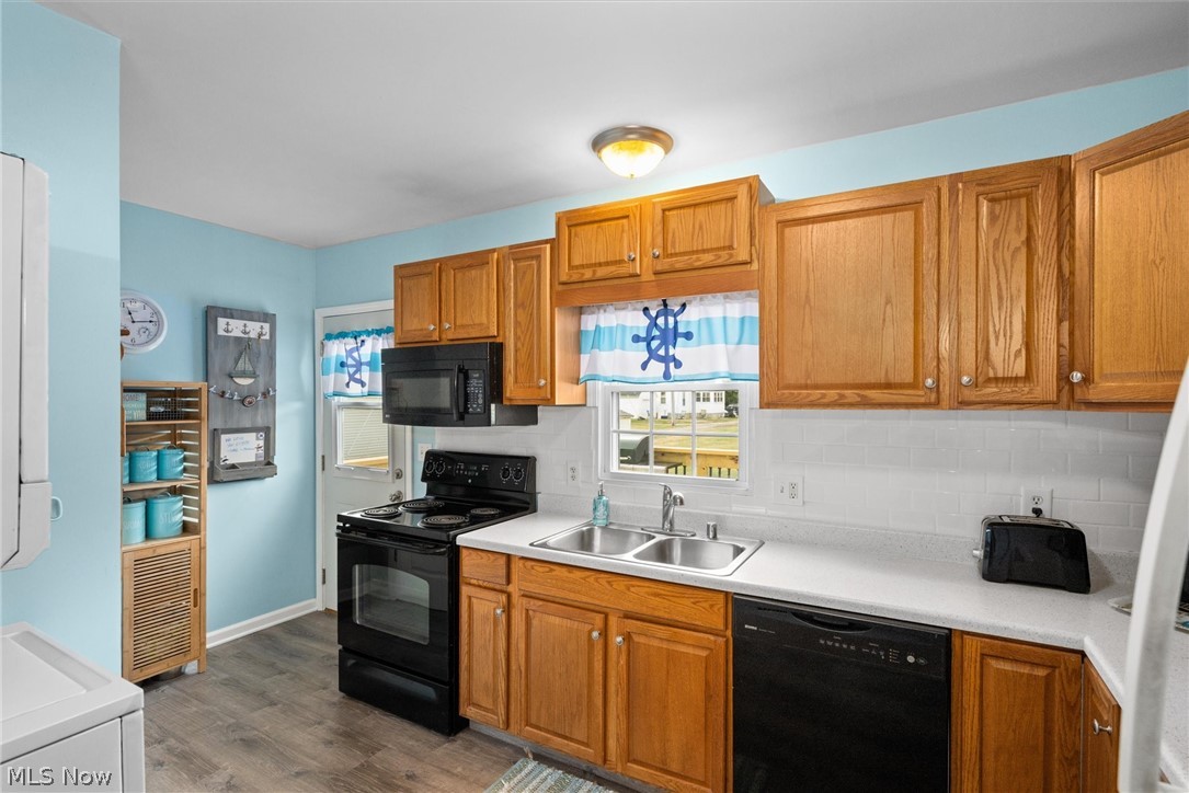 515 W 2nd Street Port Clinton OH 43452